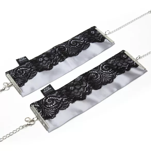 Fifty Shades of Grey - Satin Handcuffs (Silver)